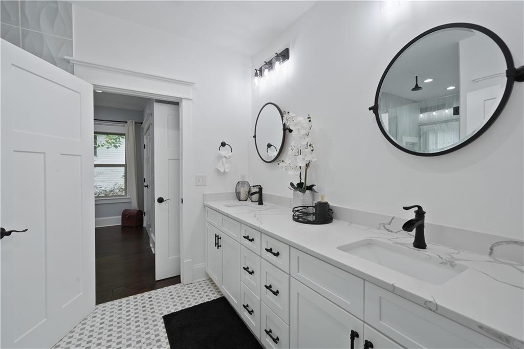 Scottdale, Georgia, 30079, United States, 4 Bedrooms Bedrooms, ,4 BathroomsBathrooms,Residential,For Sale,1911457