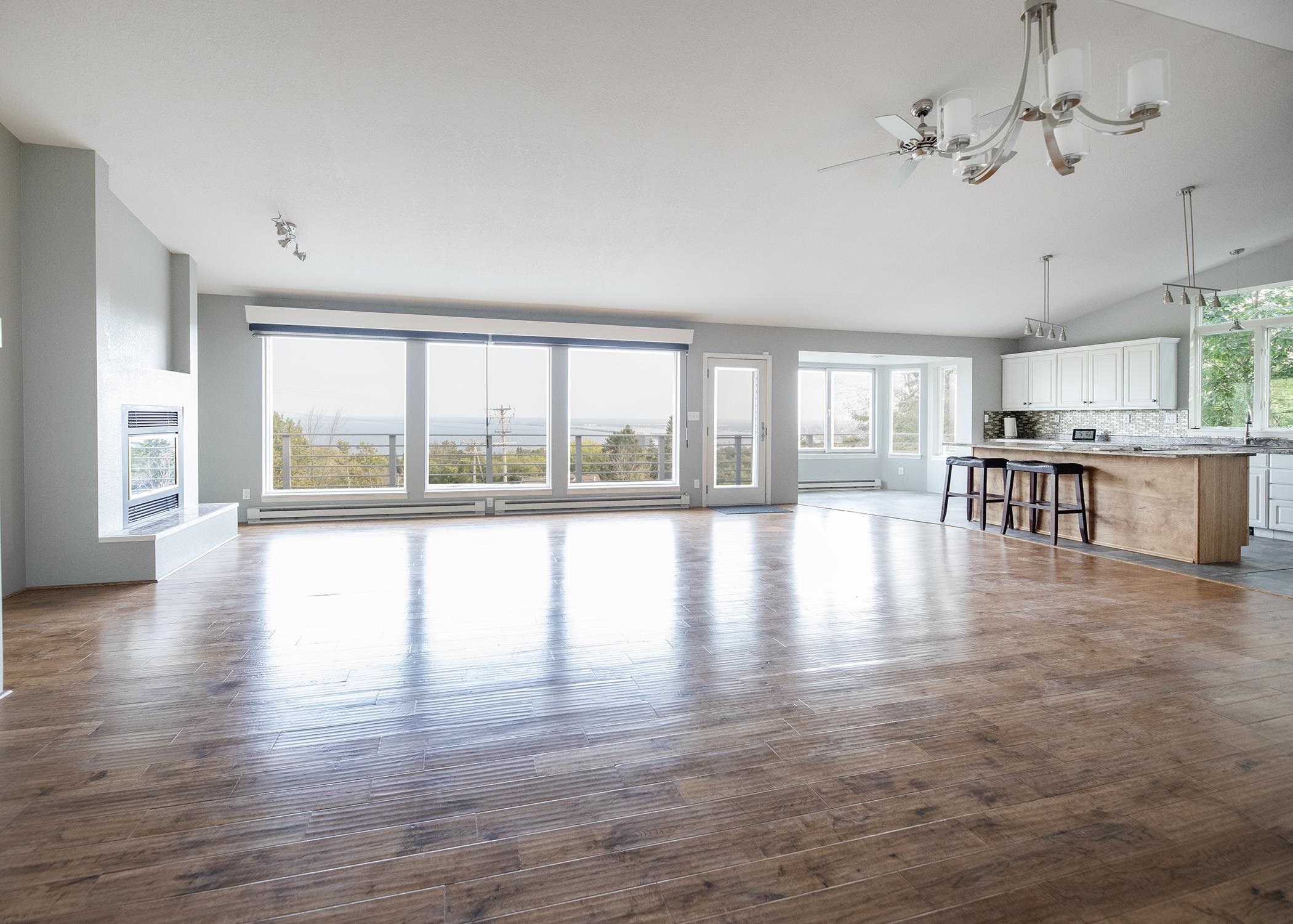 Duluth, Minnesota, 55805, United States, 4 Bedrooms Bedrooms, ,2 BathroomsBathrooms,Residential,For Sale,1941735