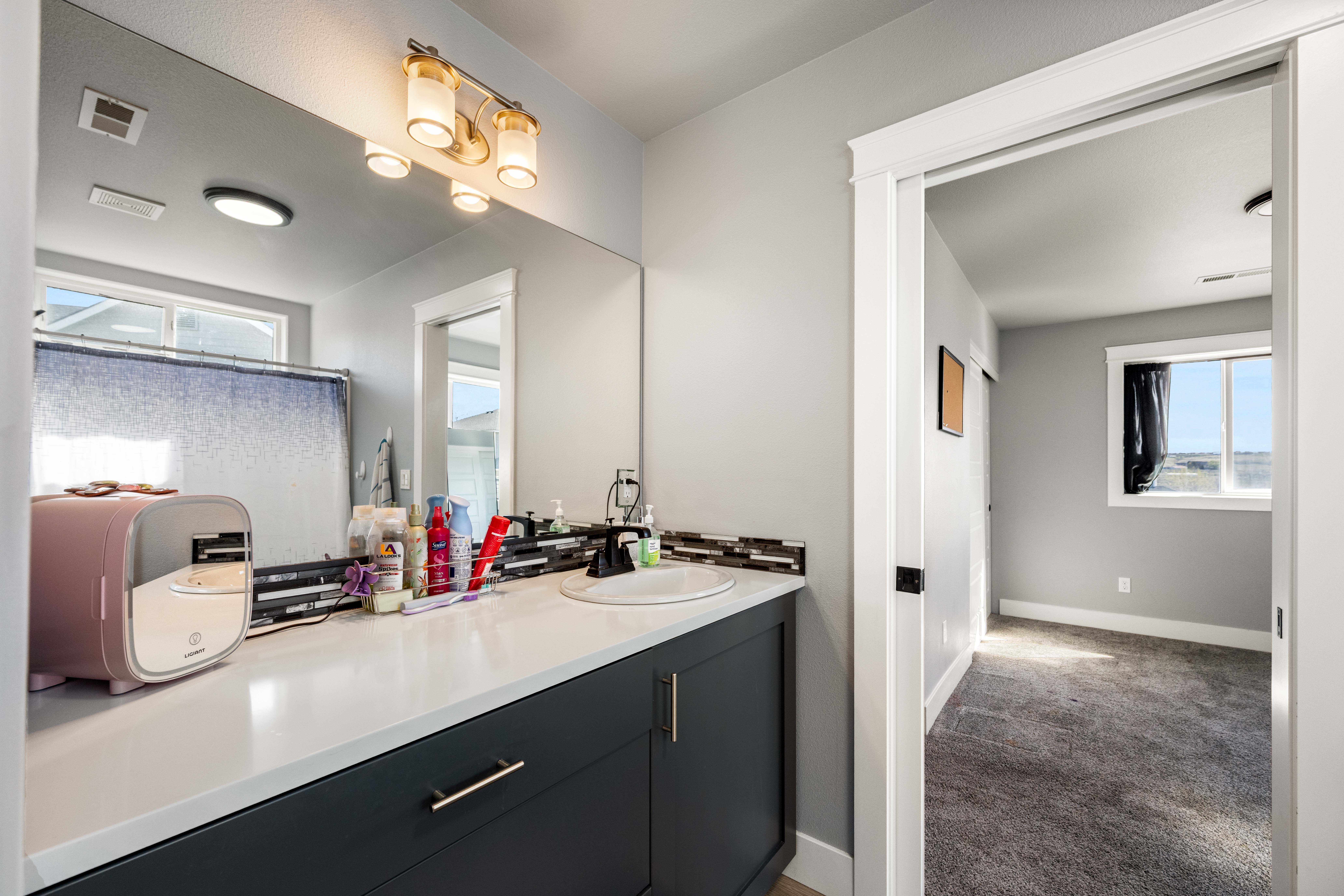  Coveted Willowbrook Cul-de-Sac, 5 Bed Custom Home - 物件實景