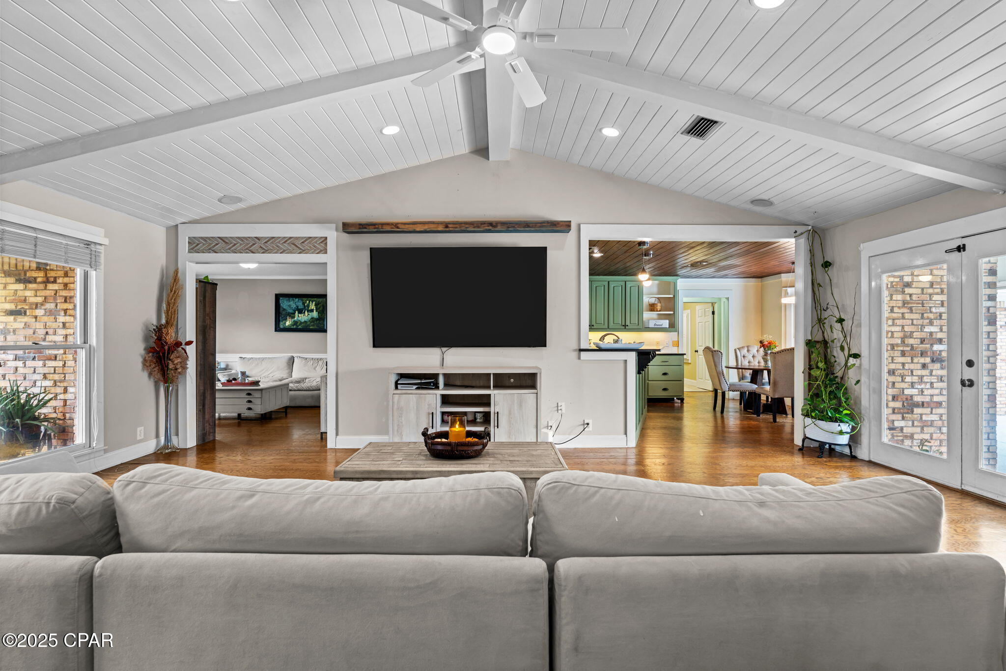 Panama City, Florida, 32405, United States, 4 Bedrooms Bedrooms, ,2 BathroomsBathrooms,Residential,For Sale,1984814