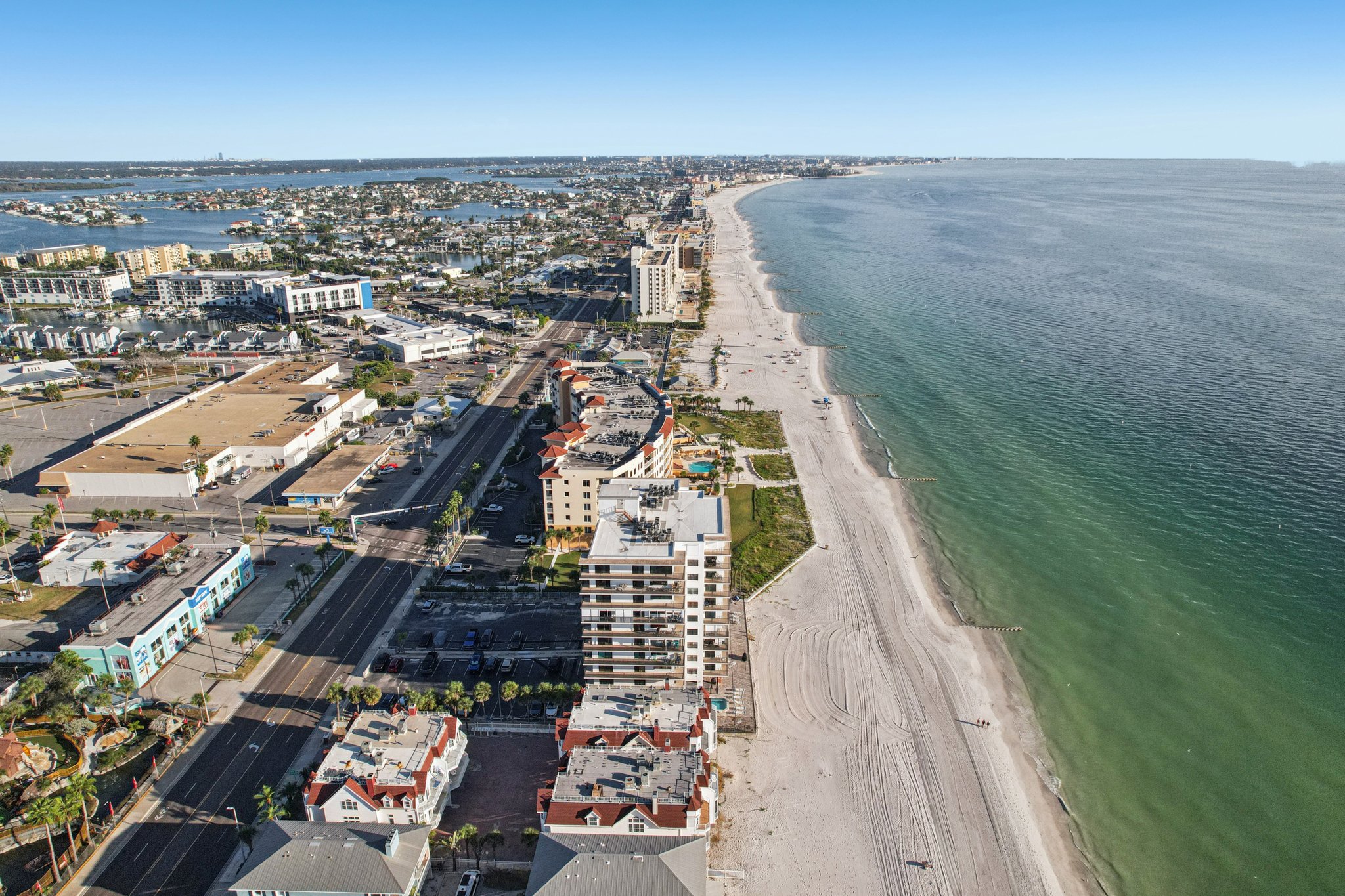 Madiera Beach, Florida, 33708, United States, 3 Bedrooms Bedrooms, ,2 BathroomsBathrooms,Residential,For Sale,1990393