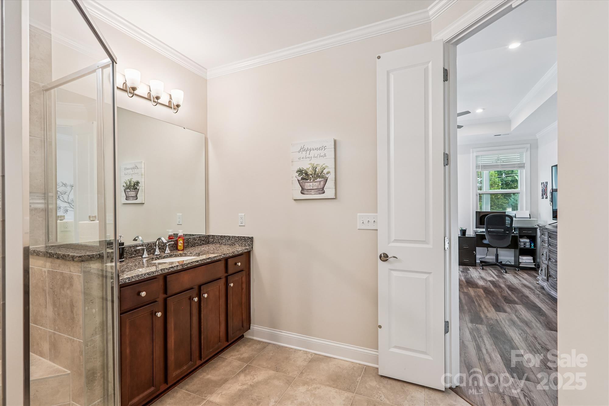 Charlotte, North Carolina, 28215, United States, 2 Bedrooms Bedrooms, ,2 BathroomsBathrooms,Residential,For Sale,1933385