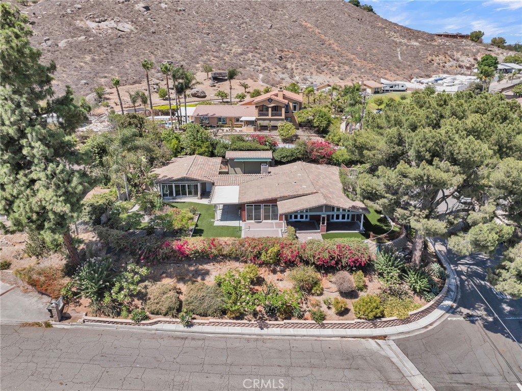 Jurupa Valley, California, 92509, United States, 3 Bedrooms Bedrooms, ,2 BathroomsBathrooms,Residential,For Sale,1939964