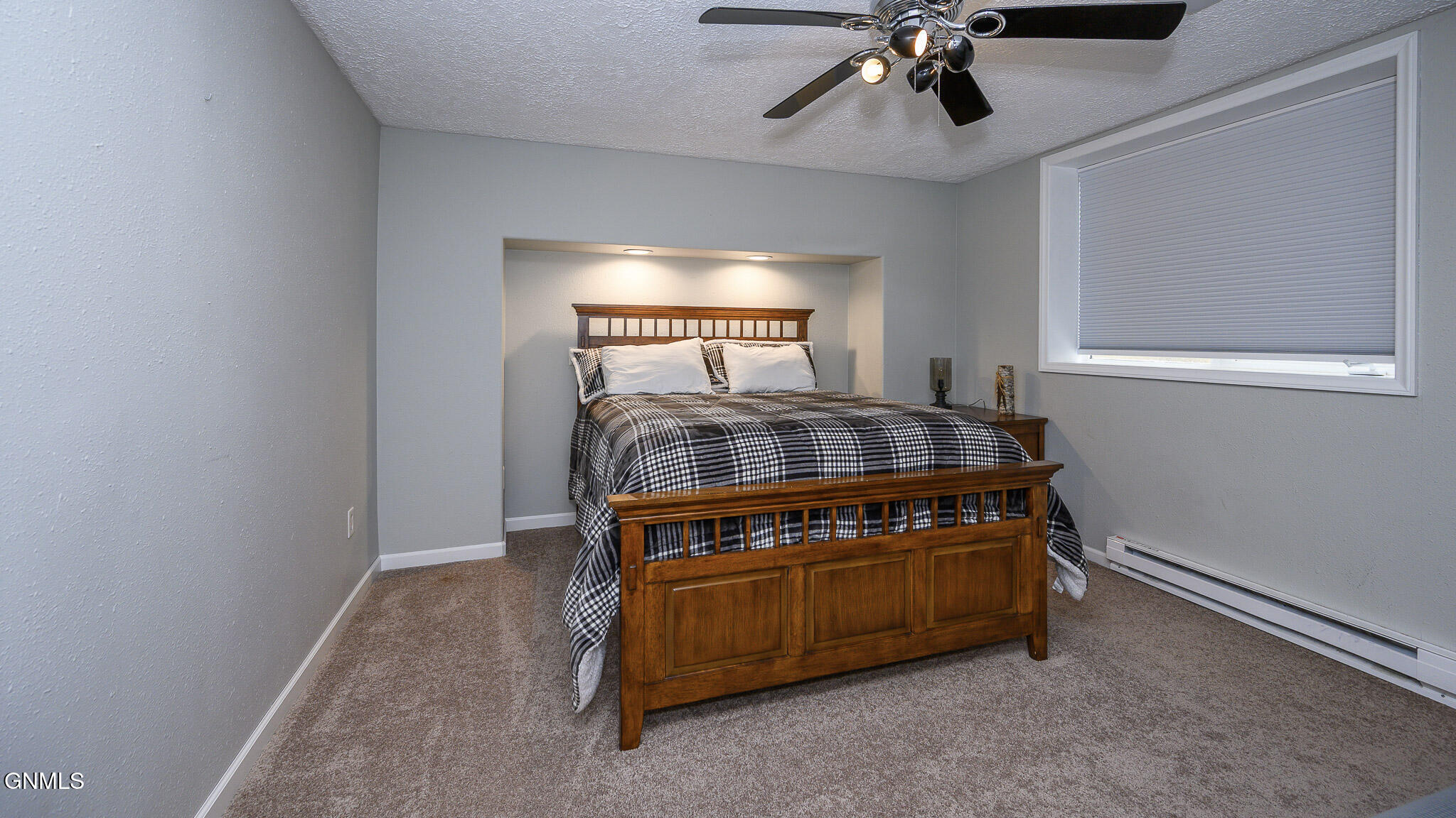 Mandan, North Dakota, 58554, United States, 5 Bedrooms Bedrooms, ,4 BathroomsBathrooms,Residential,For Sale,2005238