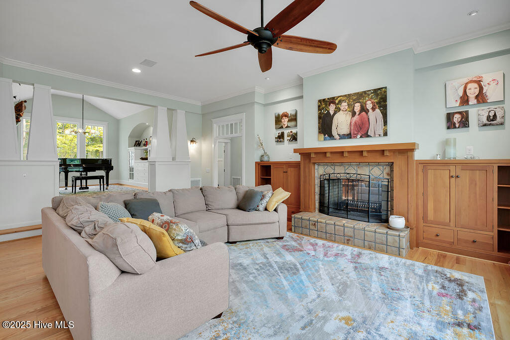 Wilmington, North Carolina, 28411, United States, 5 Bedrooms Bedrooms, ,5 BathroomsBathrooms,Residential,For Sale,1940962