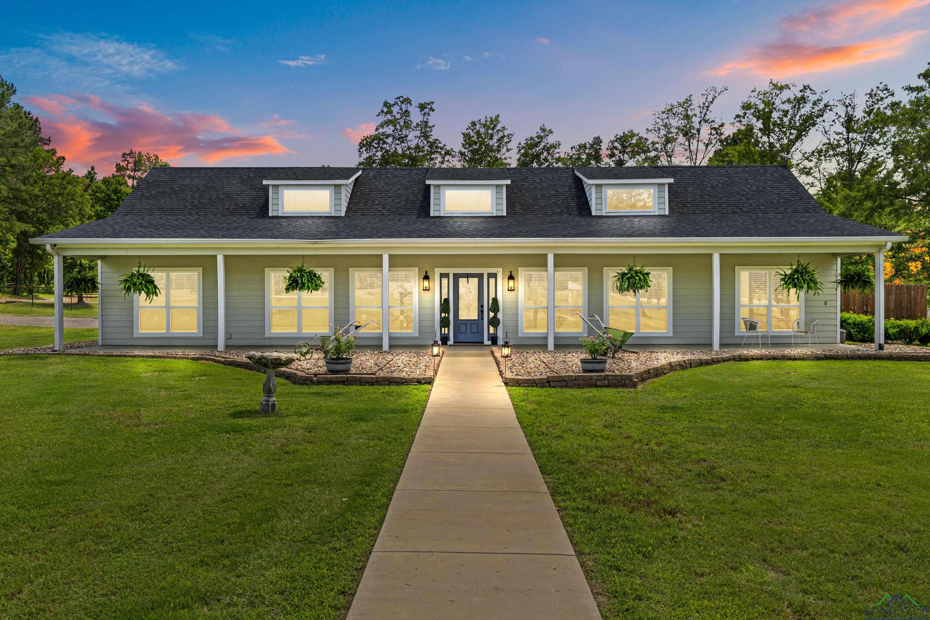 Winona, Texas, 75792, United States, 3 Bedrooms Bedrooms, ,2 BathroomsBathrooms,Residential,For Sale,1866525