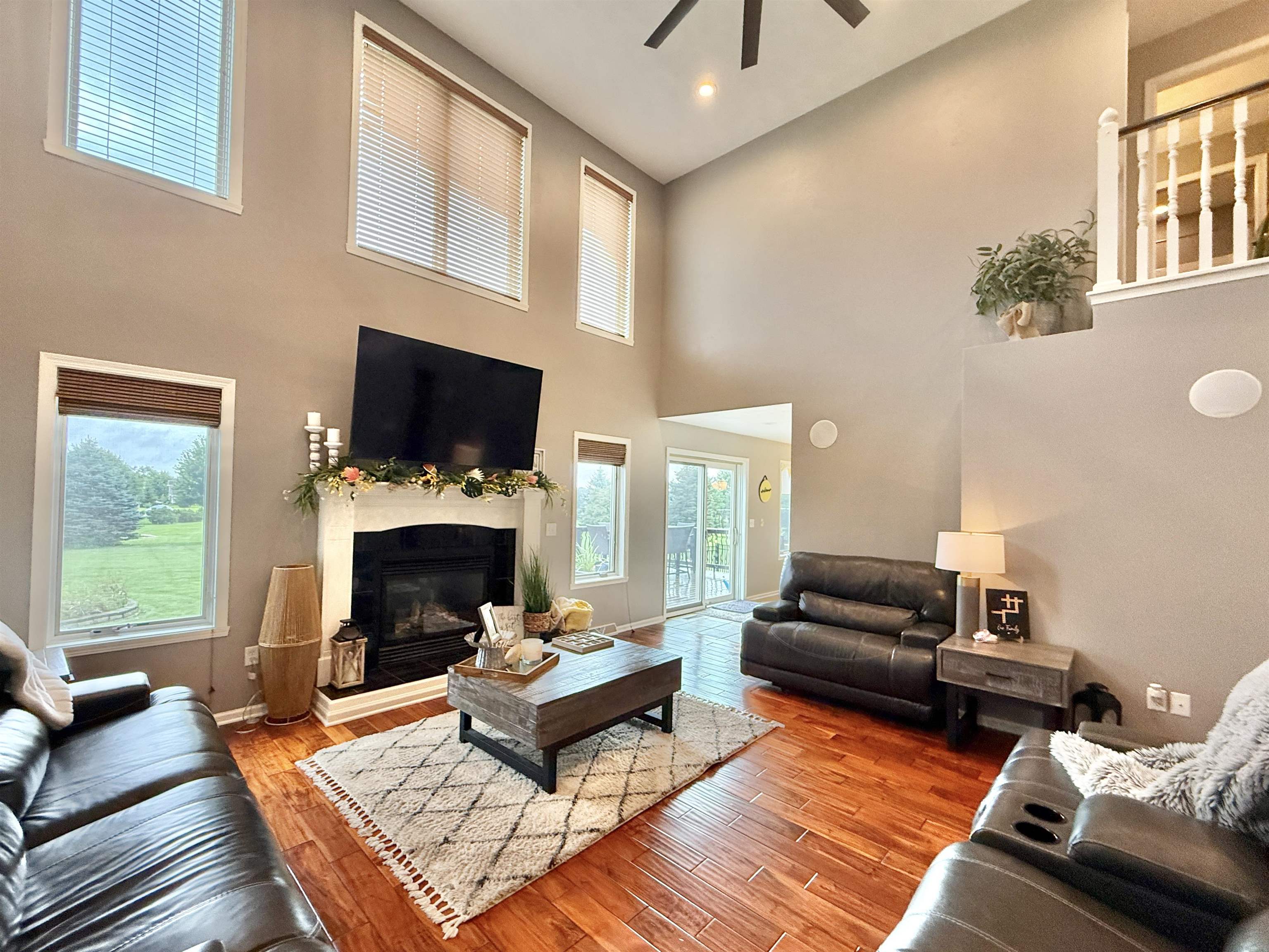 South Beloit, Illinois, 61080, United States, 4 Bedrooms Bedrooms, ,3 BathroomsBathrooms,Residential,For Sale,1984178