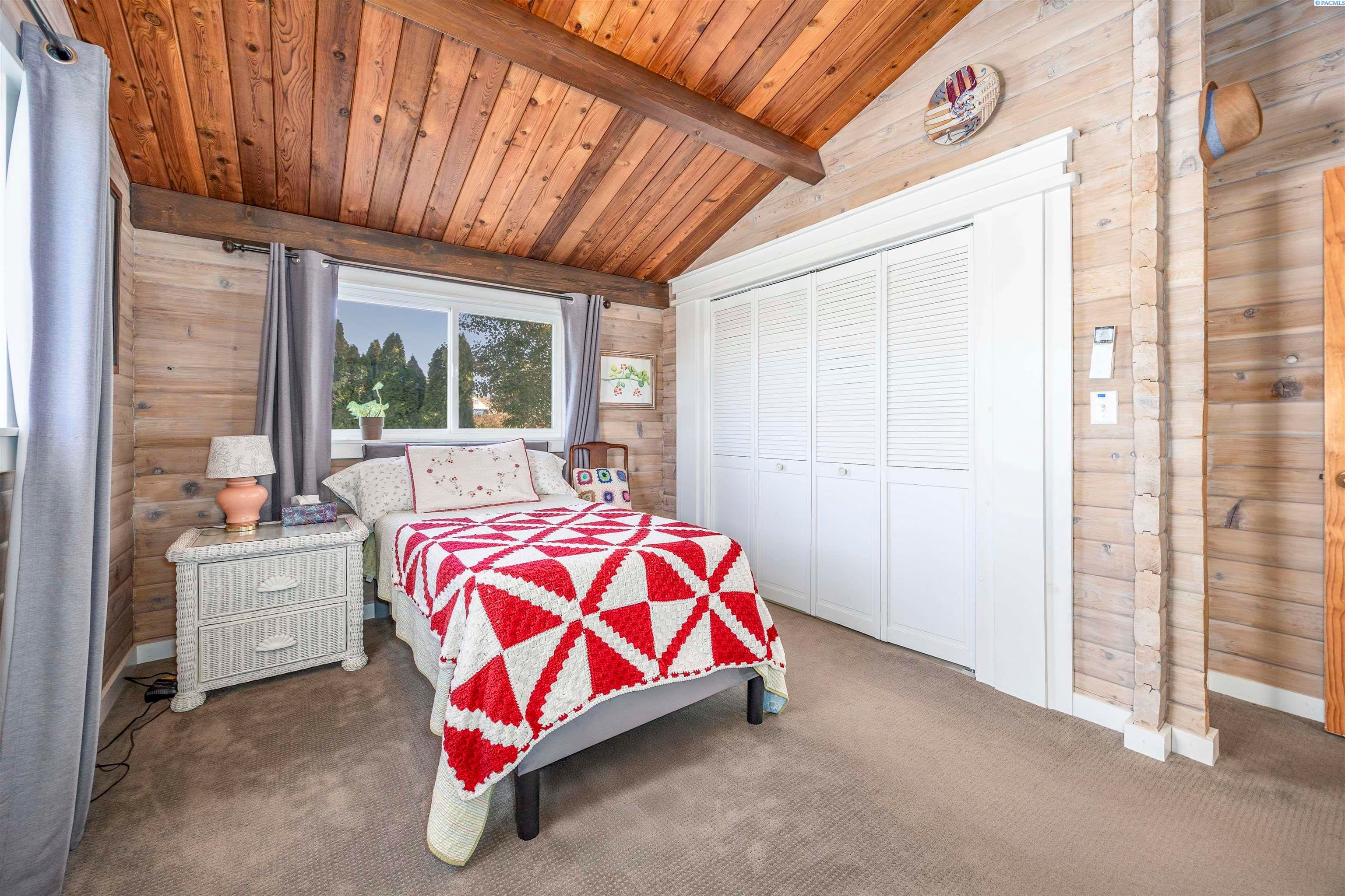 Benton City, Washington, 99320, United States, 3 Bedrooms Bedrooms, ,2 BathroomsBathrooms,Residential,For Sale,1992566