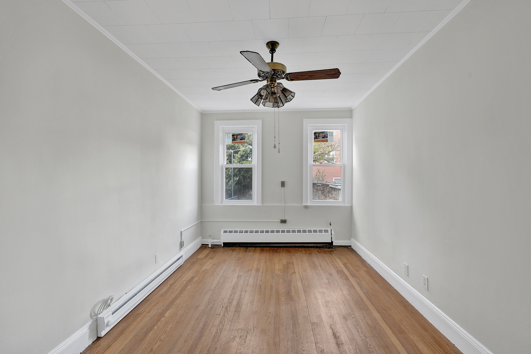 Brooklyn, New York, 11234, United States, 3 Bedrooms Bedrooms, ,2 BathroomsBathrooms,Residential,For Sale,1974509