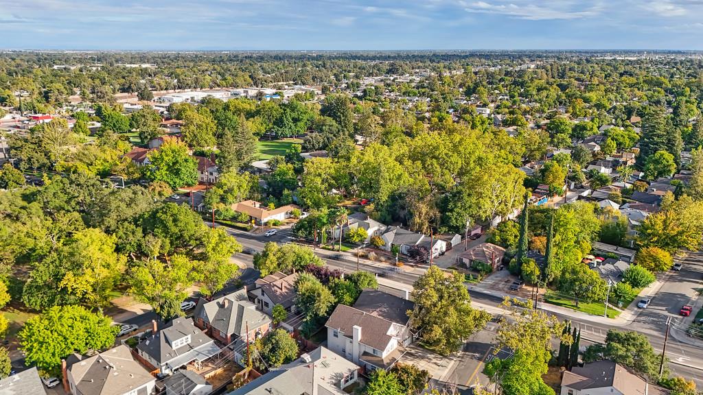 Sacramento, California, 95818, United States, 3 Bedrooms Bedrooms, ,3 BathroomsBathrooms,Residential,For Sale,1954862