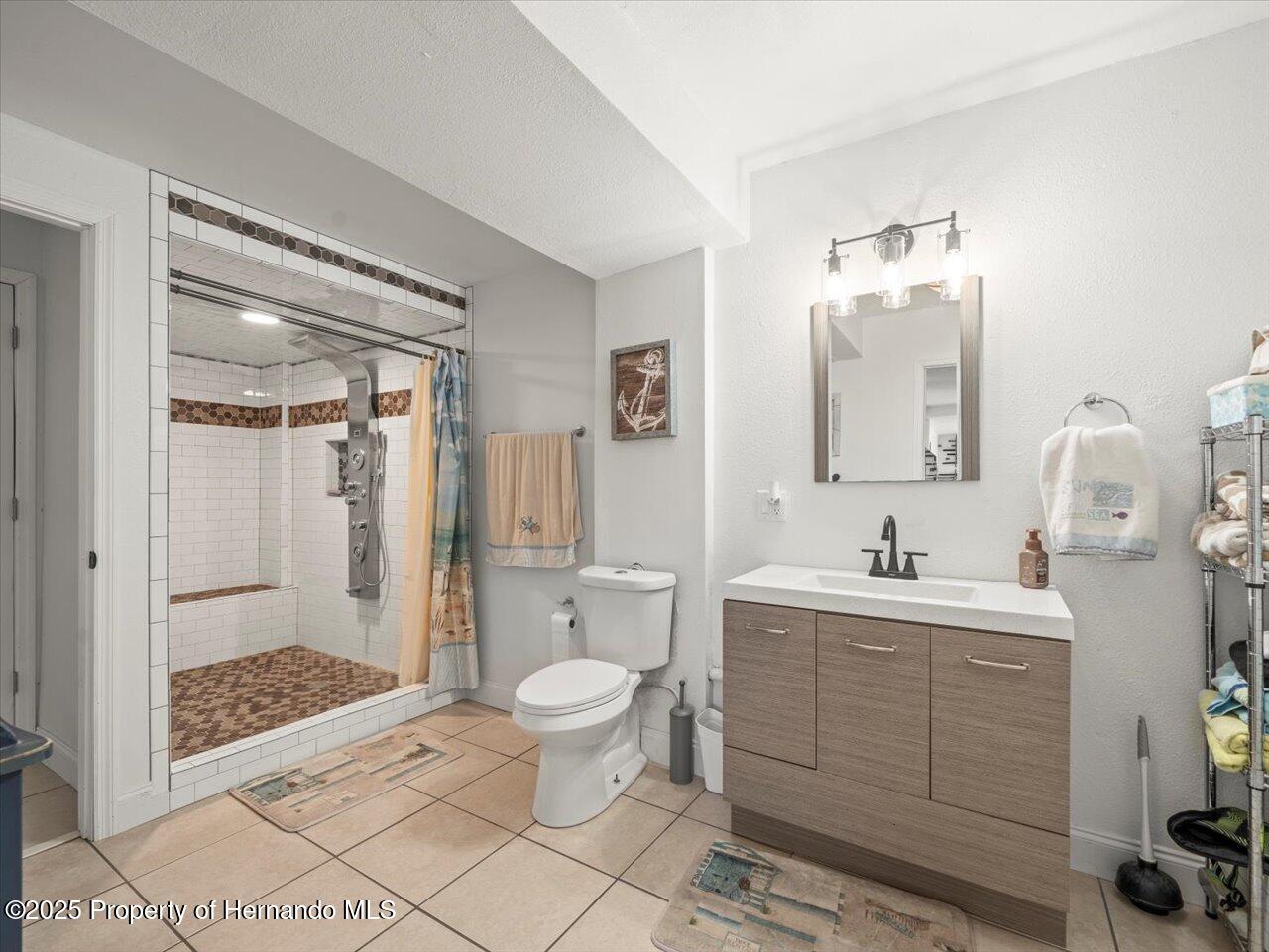 Hernando Beach, Florida, 34607, United States, 5 Bedrooms Bedrooms, ,4 BathroomsBathrooms,Residential,For Sale,1902027
