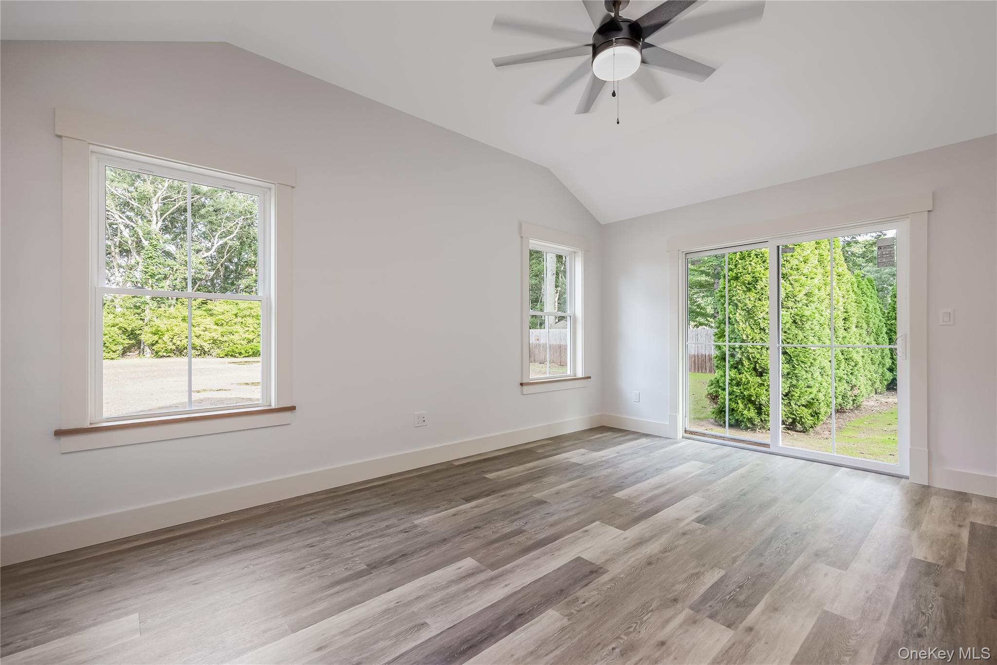 Miller Place, New York, 11764, United States, 4 Bedrooms Bedrooms, ,4 BathroomsBathrooms,Residential,For Sale,1902062