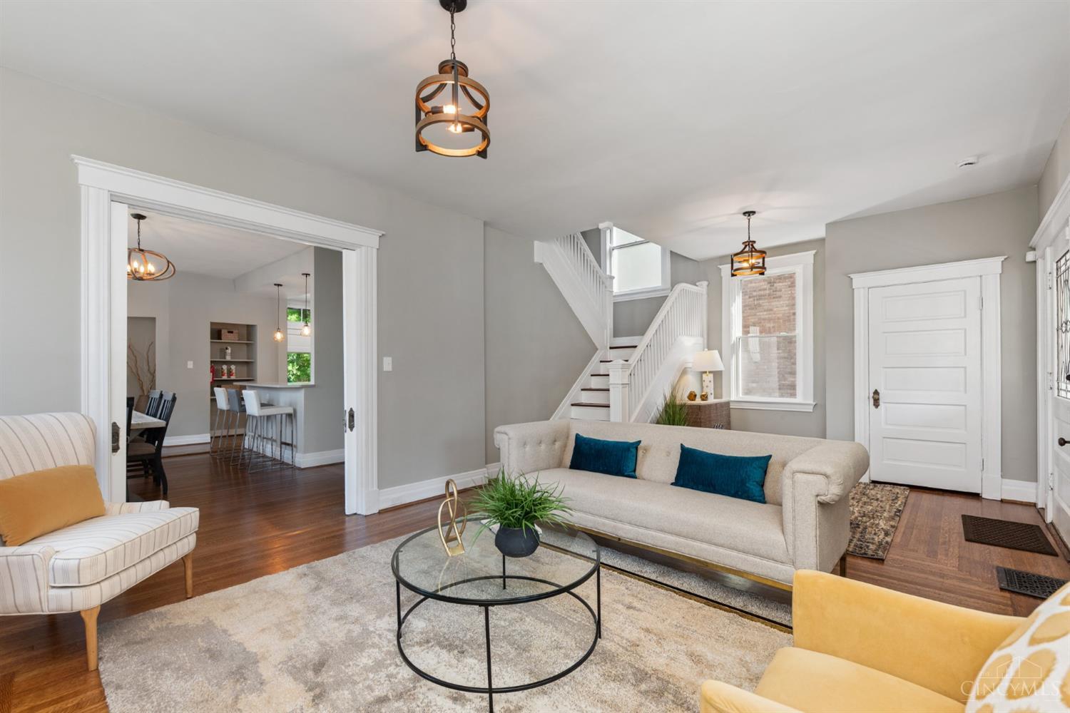 Cincinnati, Ohio, 45227, United States, 5 Bedrooms Bedrooms, ,3 BathroomsBathrooms,Residential,For Sale,1939173