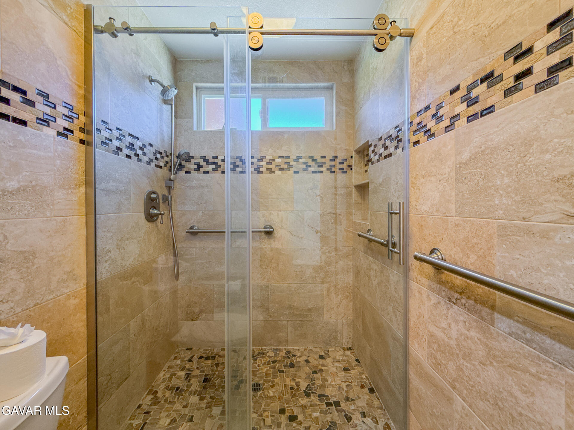 Palmdale, California, 93550, United States, 4 Bedrooms Bedrooms, ,2 BathroomsBathrooms,Residential,For Sale,2028325