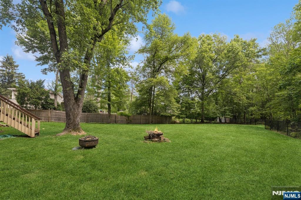 Hillsdale, New Jersey, 07642, United States, 5 Bedrooms Bedrooms, ,3 BathroomsBathrooms,Residential,For Sale,1885332
