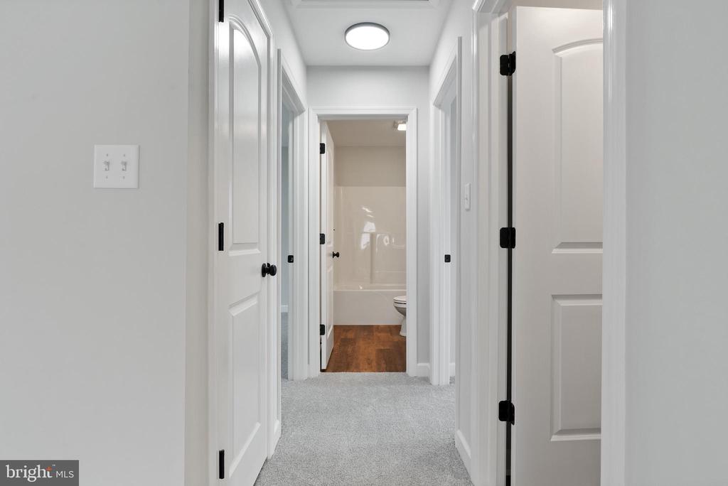 Boyce, Virginia, 22620, United States, 3 Bedrooms Bedrooms, ,3 BathroomsBathrooms,Residential,For Sale,1980169