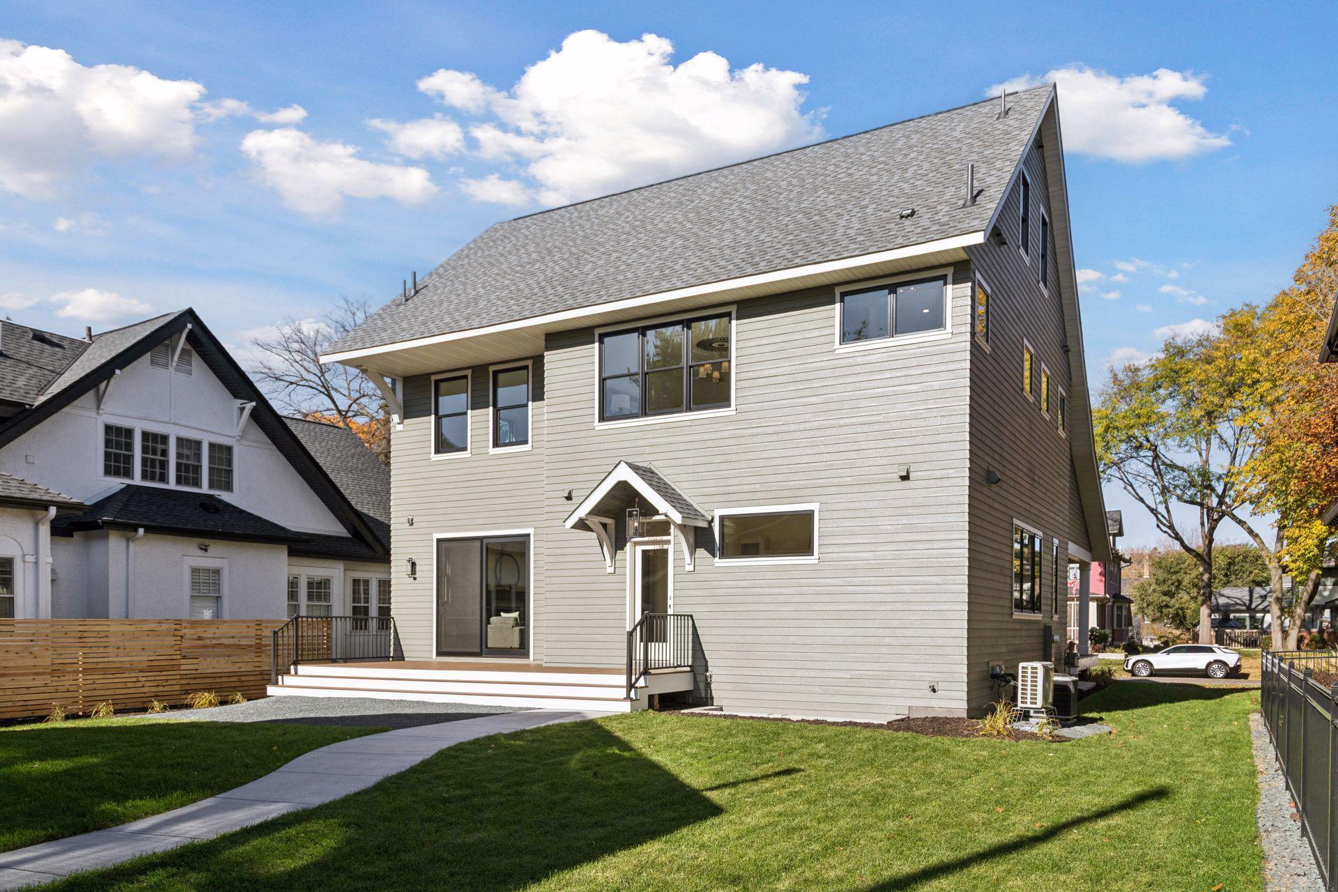 Saint Paul, Minnesota, 55105, United States, 5 Bedrooms Bedrooms, ,4 BathroomsBathrooms,Residential,For Sale,1989282