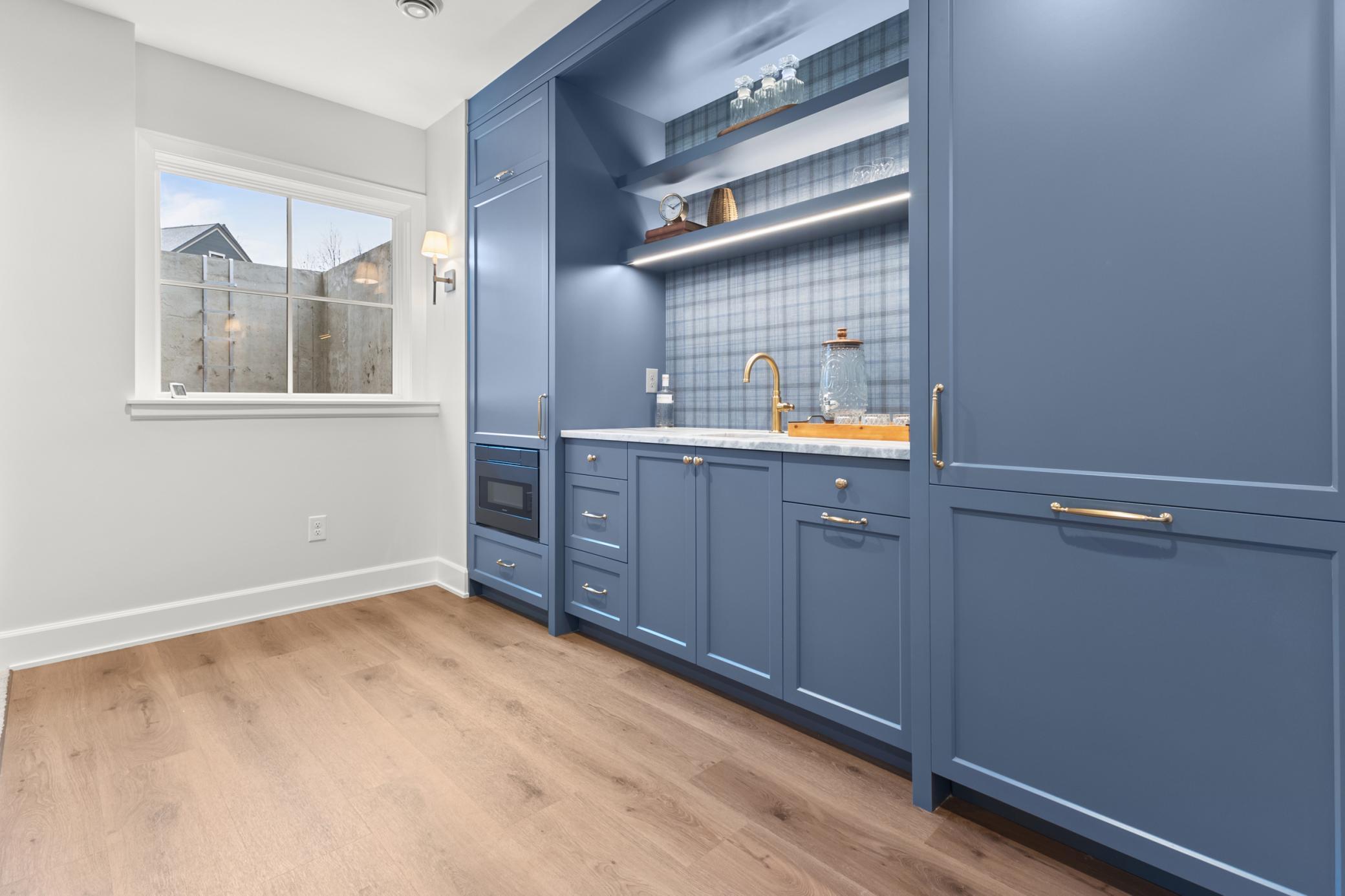 Medina, Minnesota, 55340, United States, 5 Bedrooms Bedrooms, ,3 BathroomsBathrooms,Residential,For Sale,1996004