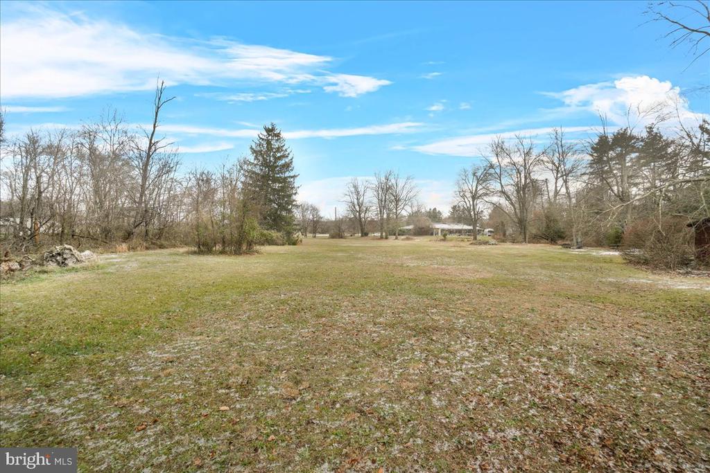 Fayetteville, Pennsylvania, 17222, United States, 3 Bedrooms Bedrooms, ,2 BathroomsBathrooms,Residential,For Sale,1928421