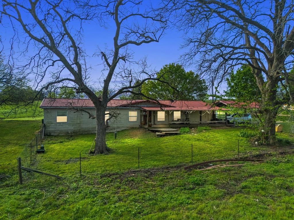 Ennis, Texas, 75119, United States, 3 Bedrooms Bedrooms, ,3 BathroomsBathrooms,Residential,For Sale,1928326