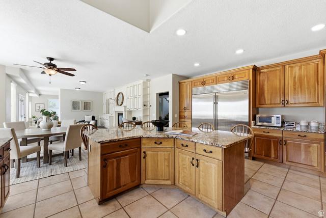 Bountiful, Utah, 84010, United States, 8 Bedrooms Bedrooms, ,6 BathroomsBathrooms,Residential,For Sale,2034366