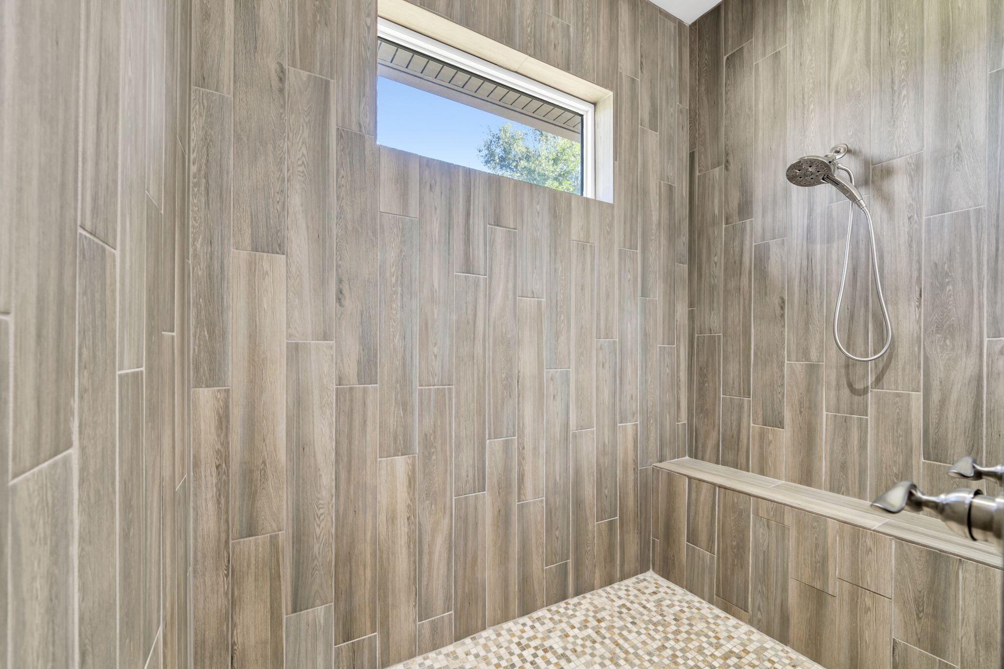 Freeport, Florida, 32439, United States, 4 Bedrooms Bedrooms, ,3 BathroomsBathrooms,Residential,For Sale,1970468