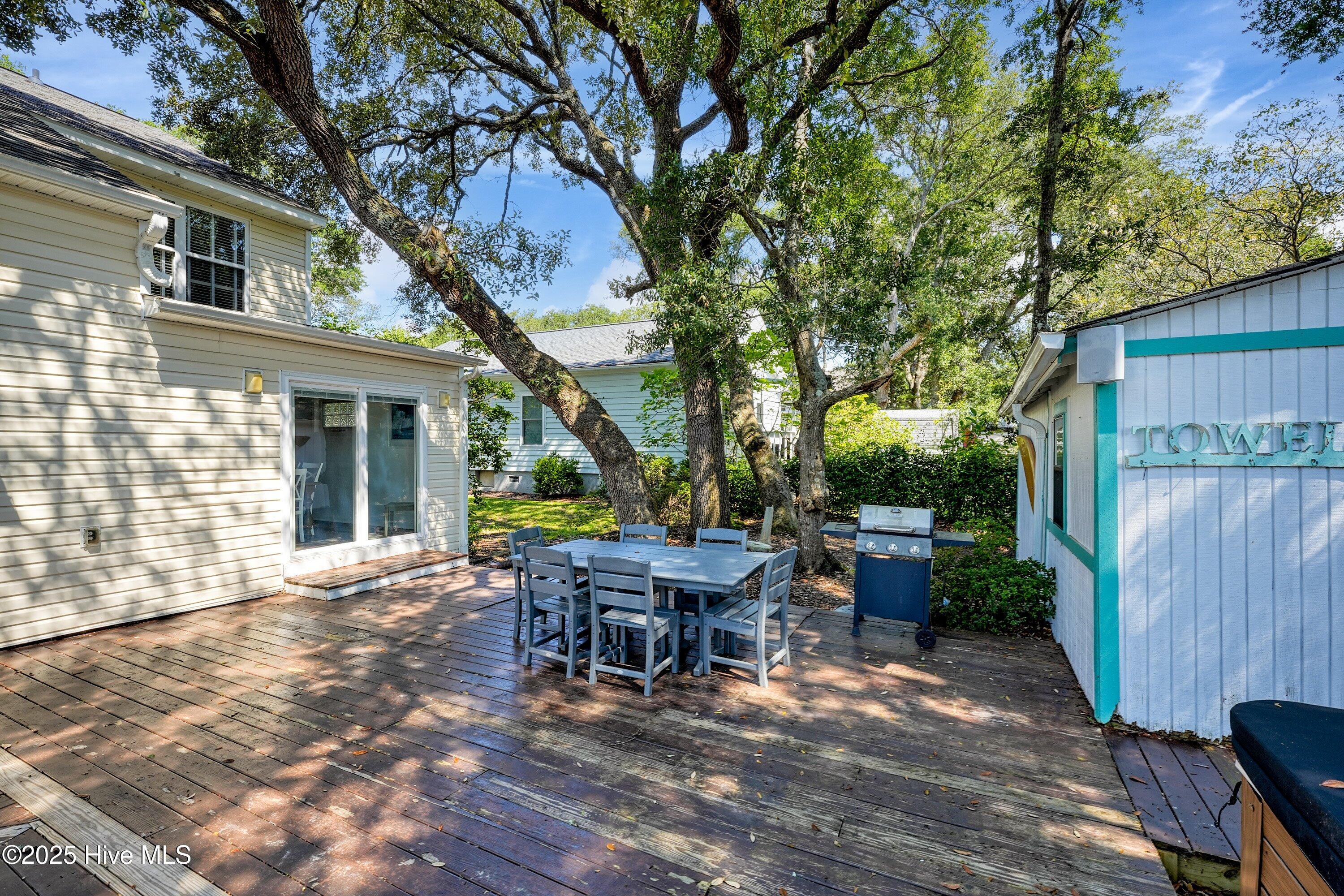 Oak Island, North Carolina, 28465, United States, 4 Bedrooms Bedrooms, ,3 BathroomsBathrooms,Residential,For Sale,2010058