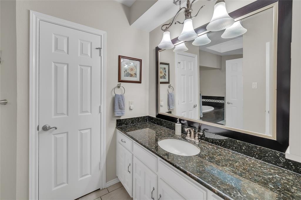 Bedford, Texas, 76021, United States, 4 Bedrooms Bedrooms, ,4 BathroomsBathrooms,Residential,For Sale,1978202