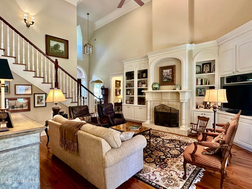 Clinton, Mississippi, 39056, United States, 5 Bedrooms Bedrooms, ,3 BathroomsBathrooms,Residential,For Sale,1904228