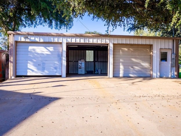 Possum Kingdom Lake, Texas, 76450, United States, 3 Bedrooms Bedrooms, ,2 BathroomsBathrooms,Residential,For Sale,1974793