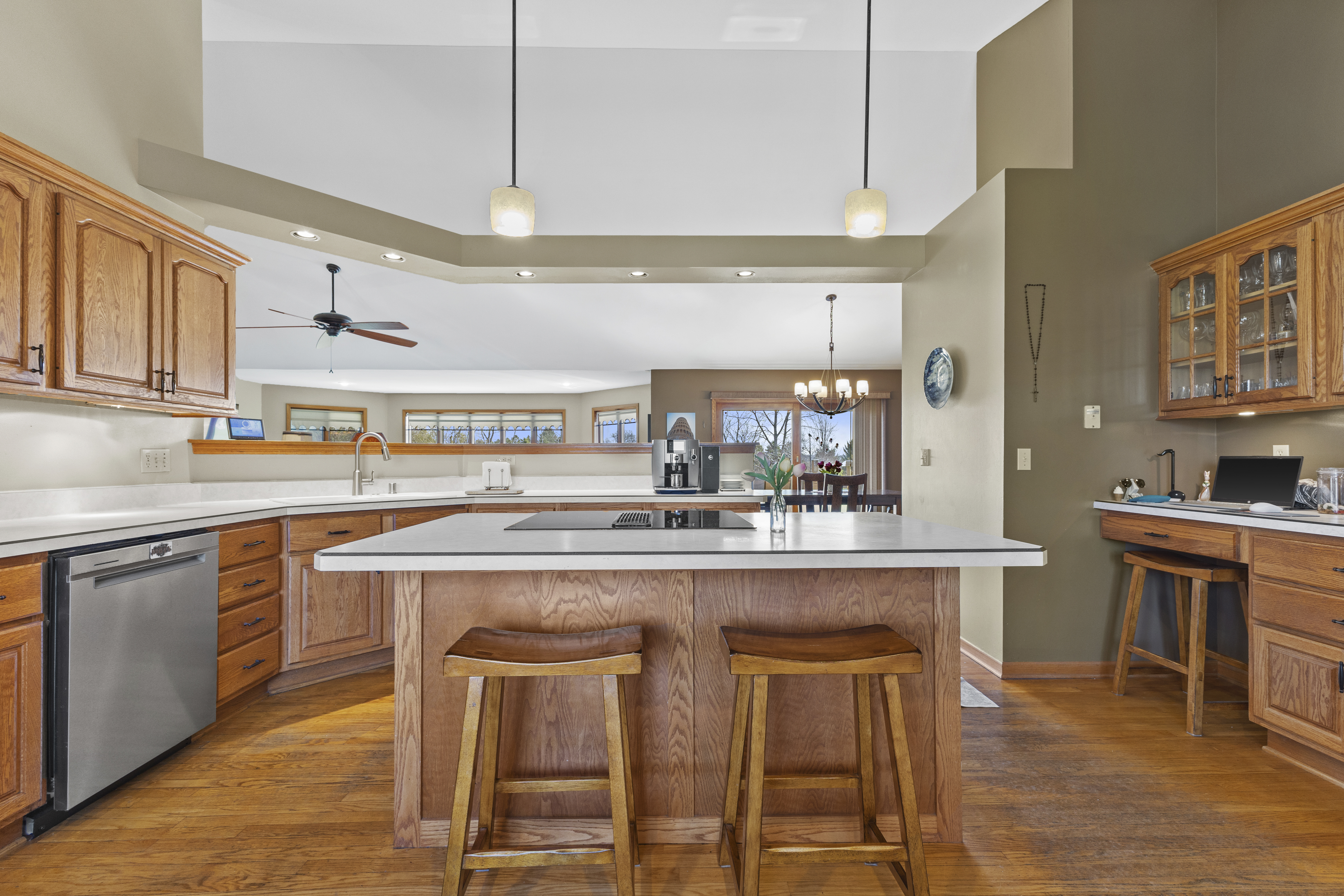  tranquil 3-acre homestead in union  grove - 物件實景