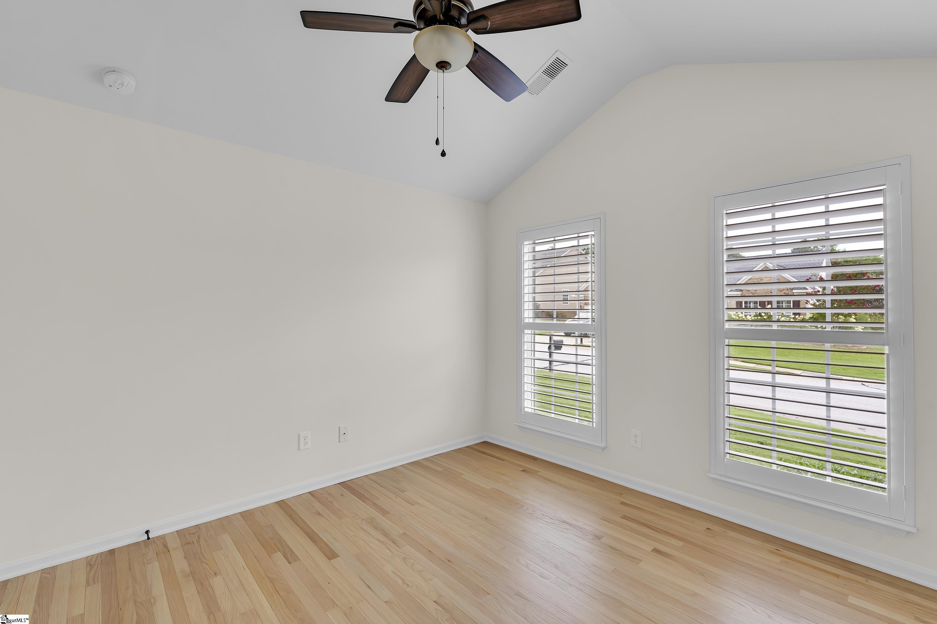 Simpsonville, South Carolina, 29681, United States, 4 Bedrooms Bedrooms, ,3 BathroomsBathrooms,Residential,For Sale,1906304