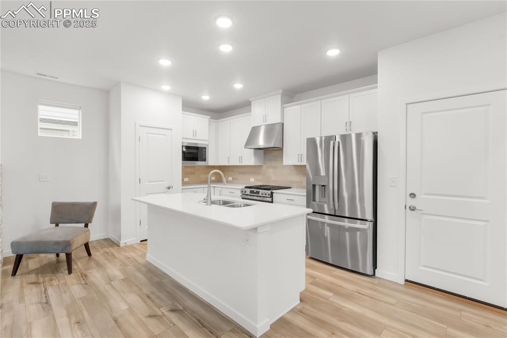 Colorado Springs, Colorado, 80924, United States, 3 Bedrooms Bedrooms, ,3 BathroomsBathrooms,Residential,For Sale,1911432