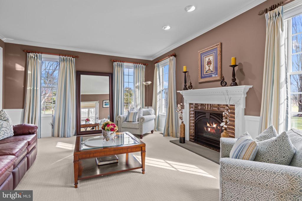 New Hope, Pennsylvania, 18938, United States, 4 Bedrooms Bedrooms, ,4 BathroomsBathrooms,Residential,For Sale,2003111