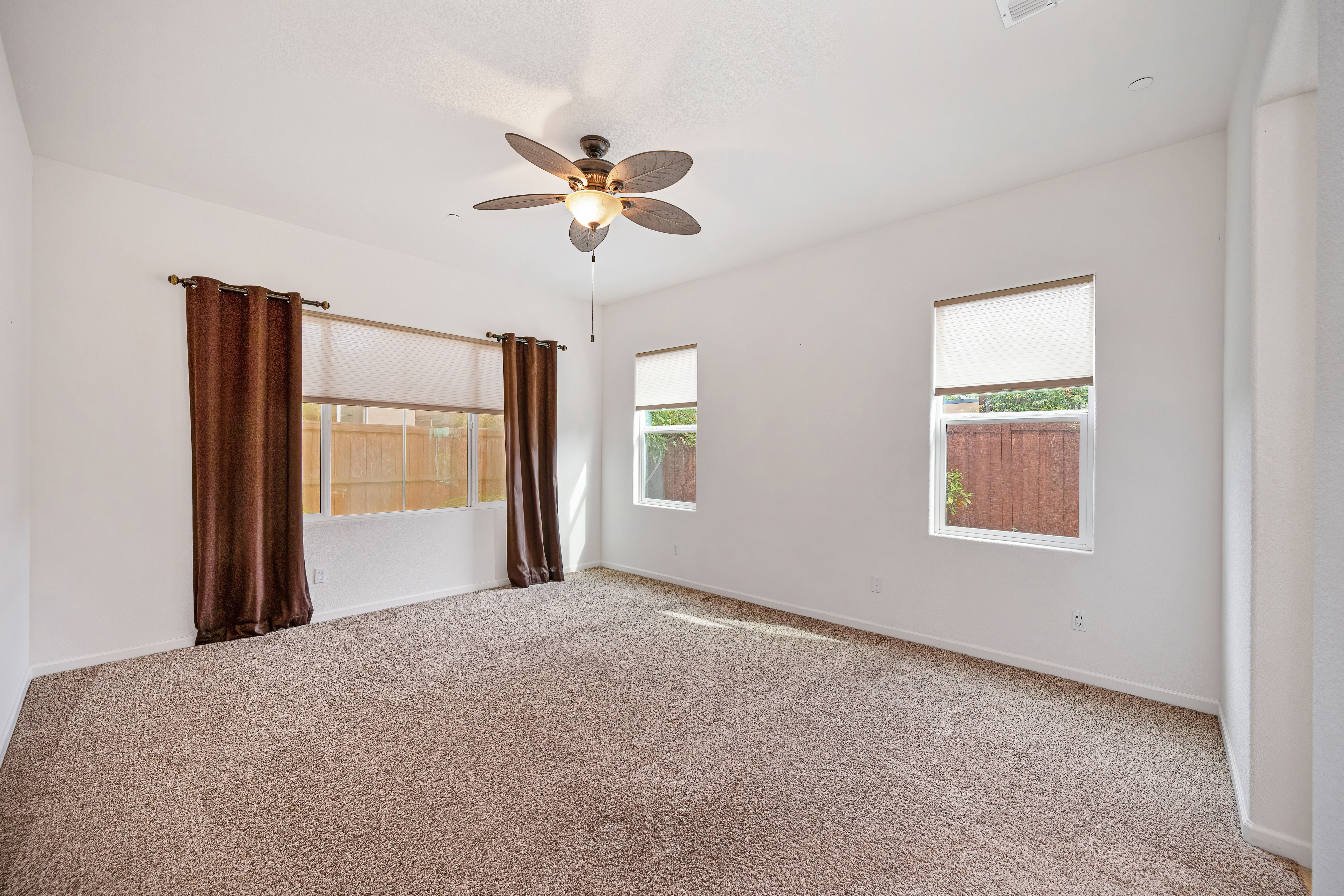  3911 Don River Lane, Sacramento, CA 95834 - 物件實景