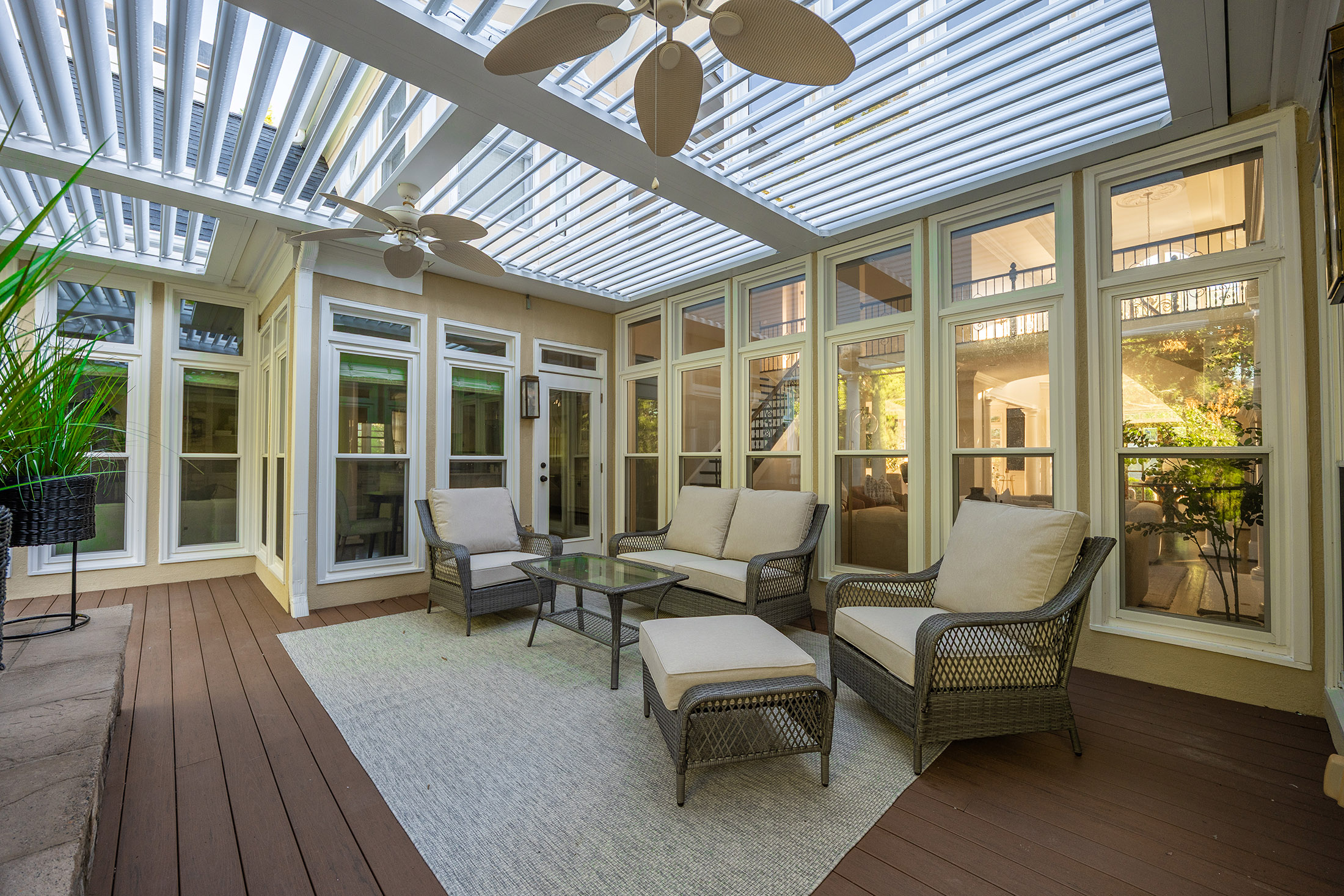  Custom-Built Home in The Grove at Highland Pointe - 物件實景