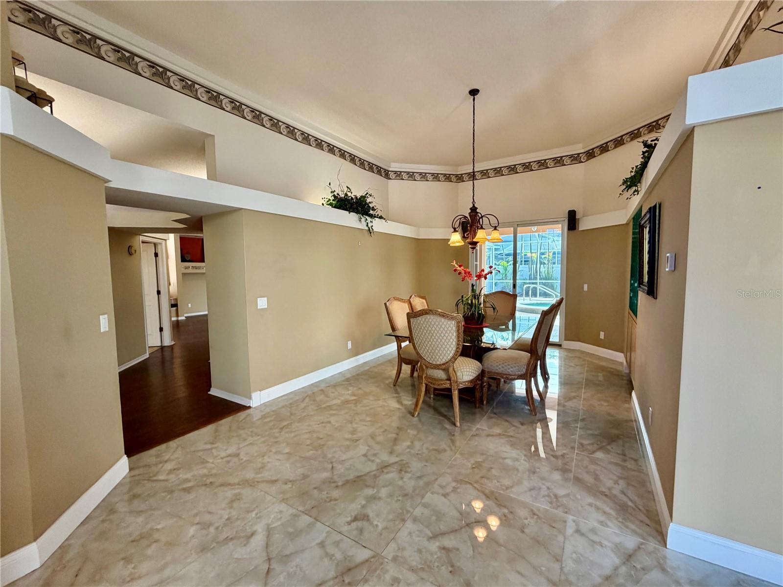 Seminole, Florida, 33777, United States, 4 Bedrooms Bedrooms, ,4 BathroomsBathrooms,Residential,For Sale,1978332