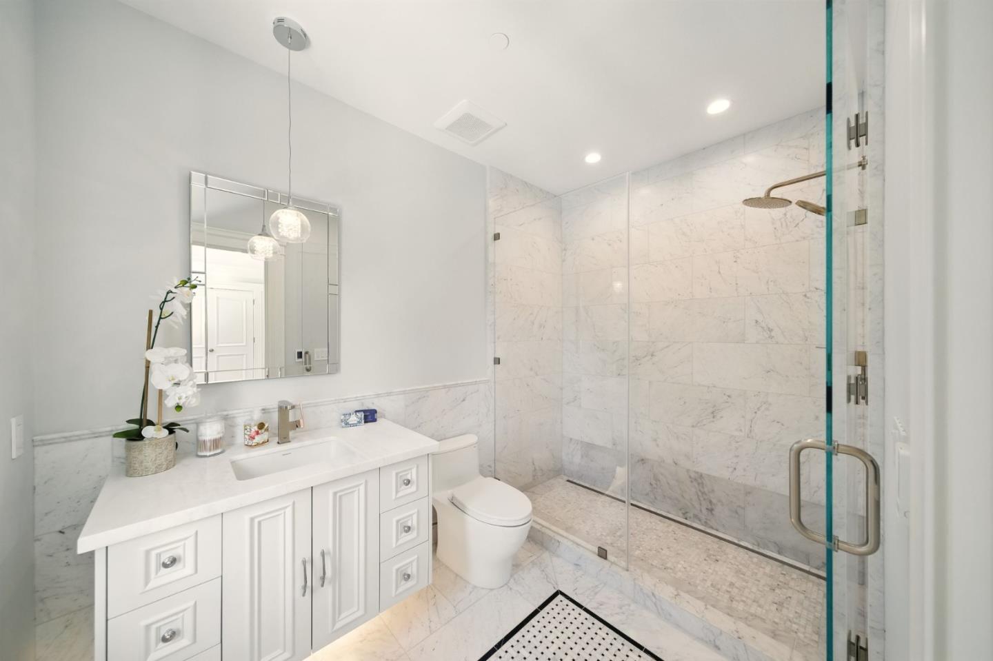 San Mateo, California, 94402, United States, 4 Bedrooms Bedrooms, ,6 BathroomsBathrooms,Residential,For Sale,1836989