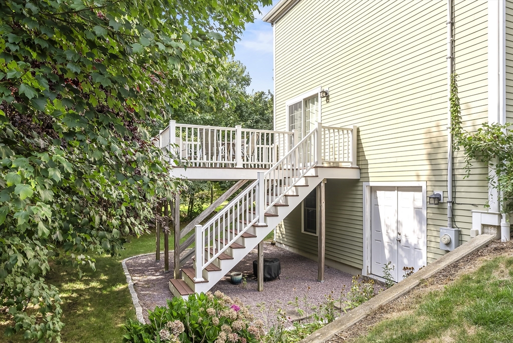 Duxbury, Massachusetts, 02332, United States, 3 Bedrooms Bedrooms, ,3 BathroomsBathrooms,Residential,For Sale,1940919