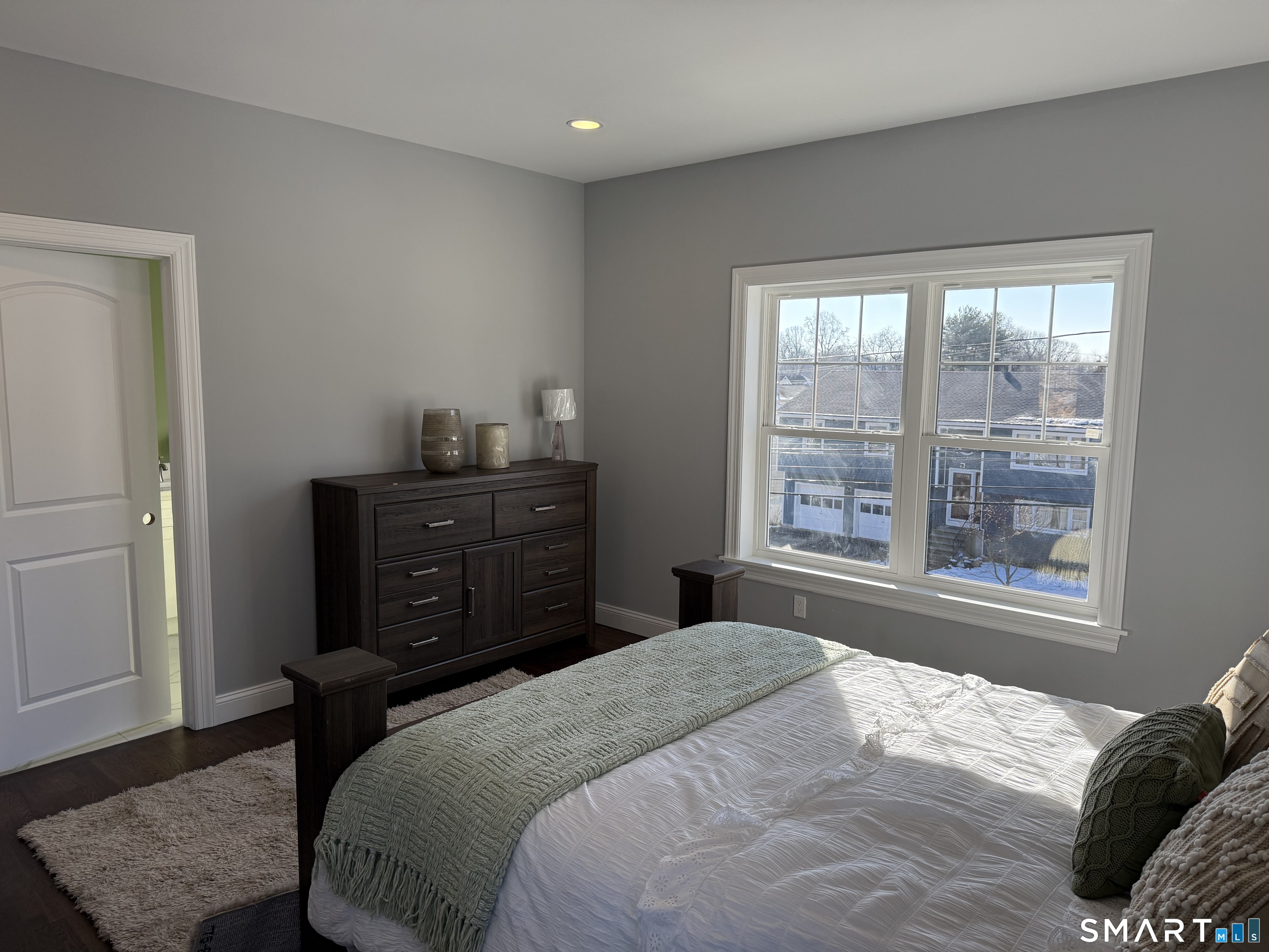 Bridgeport, Connecticut, 06606, United States, 4 Bedrooms Bedrooms, ,3 BathroomsBathrooms,Residential,For Sale,1979234