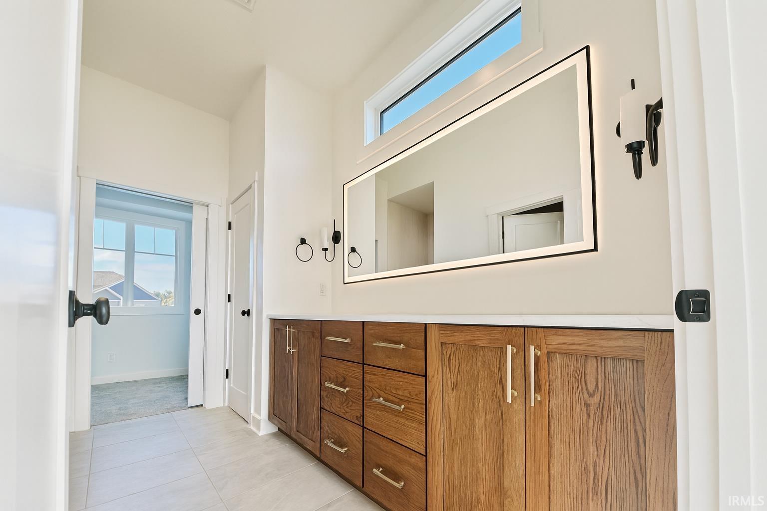 Fort Wayne, Indiana, 46845, United States, 3 Bedrooms Bedrooms, ,3 BathroomsBathrooms,Residential,For Sale,1977942