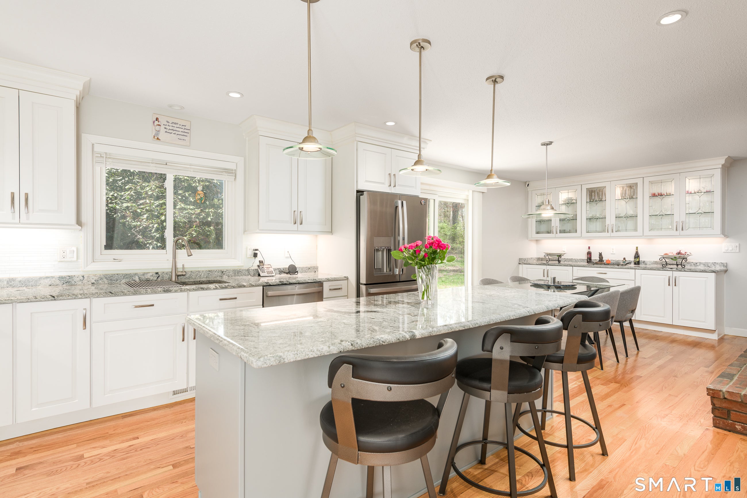 Ellington, Connecticut, 06029, United States, 5 Bedrooms Bedrooms, ,4 BathroomsBathrooms,Residential,For Sale,2041119