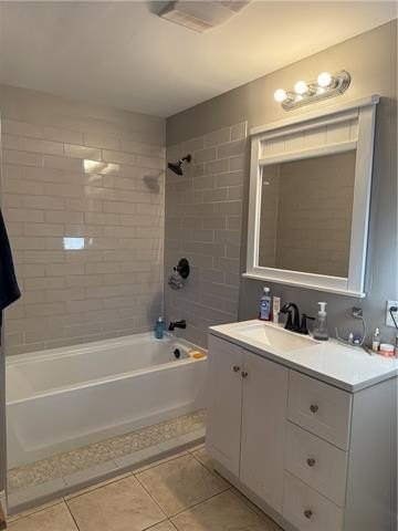 Metairie, Louisiana, 70001, United States, 3 Bedrooms Bedrooms, ,2 BathroomsBathrooms,Residential,For Sale,1979701