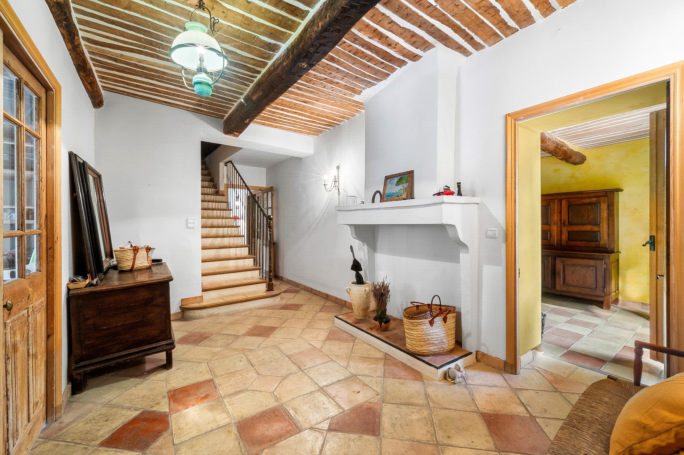  Exceptional Provençal Estate – Elegant Bastide with Pool Amidst Vineyards - 物件實景