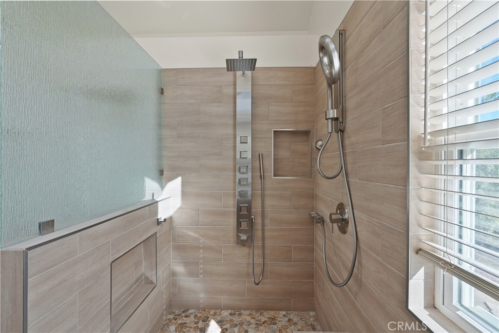 Menifee, California, 92584, United States, 5 Bedrooms Bedrooms, ,3 BathroomsBathrooms,Residential,For Sale,2001778