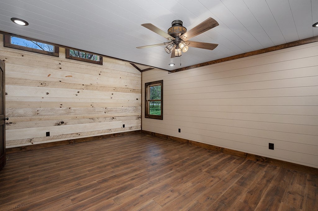 Blue Ridge, Georgia, 30513, United States, 4 Bedrooms Bedrooms, ,4 BathroomsBathrooms,Residential,For Sale,1804354