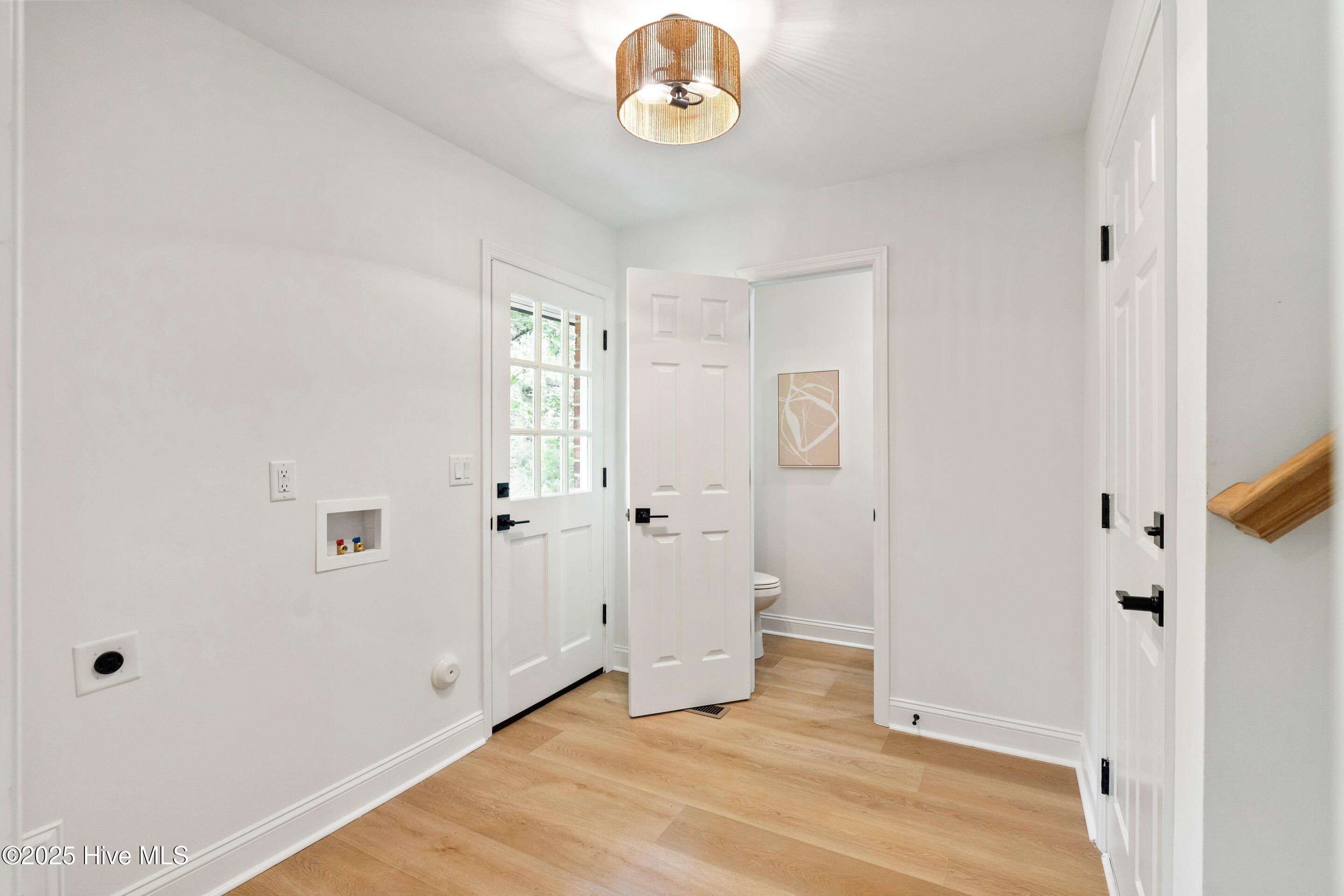 Wilmington, North Carolina, 28412, United States, 4 Bedrooms Bedrooms, ,3 BathroomsBathrooms,Residential,For Sale,1970175