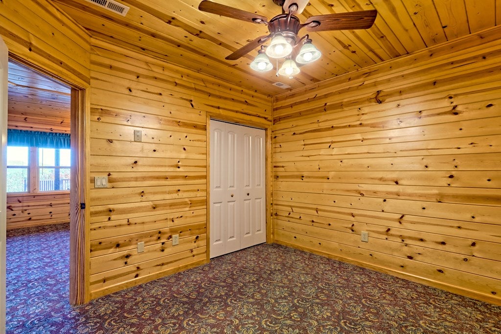 Young Harris, Georgia, 30582, United States, 4 Bedrooms Bedrooms, ,5 BathroomsBathrooms,Residential,For Sale,1987920