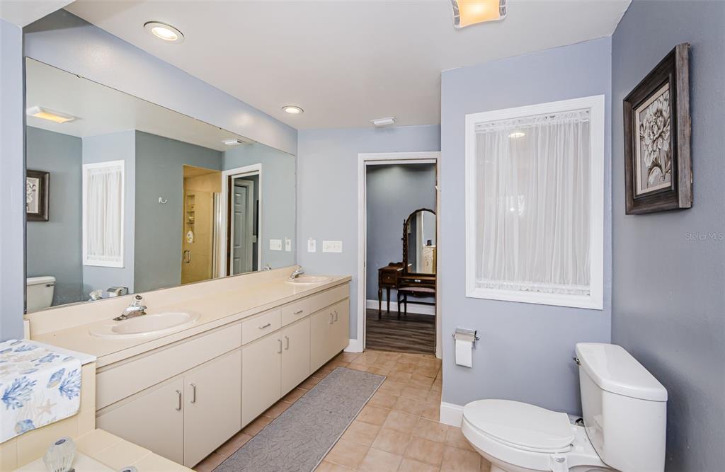 Temple Terrace, Florida, 33617, United States, 4 Bedrooms Bedrooms, ,3 BathroomsBathrooms,Residential,For Sale,1901085