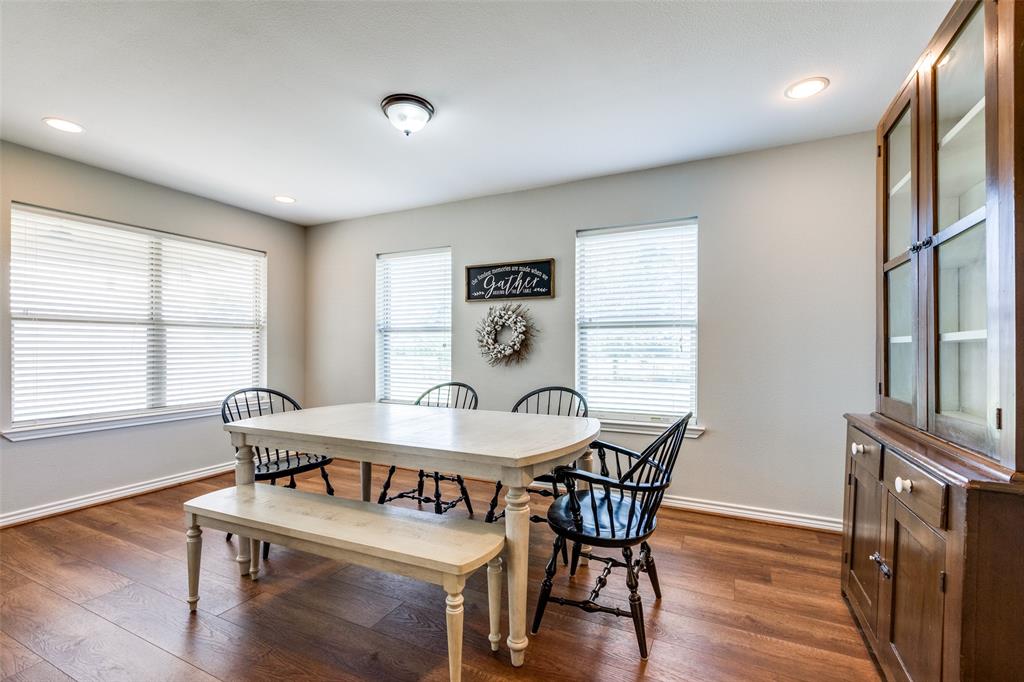Bonham, Texas, 75418, United States, 3 Bedrooms Bedrooms, ,2 BathroomsBathrooms,Residential,For Sale,1691474